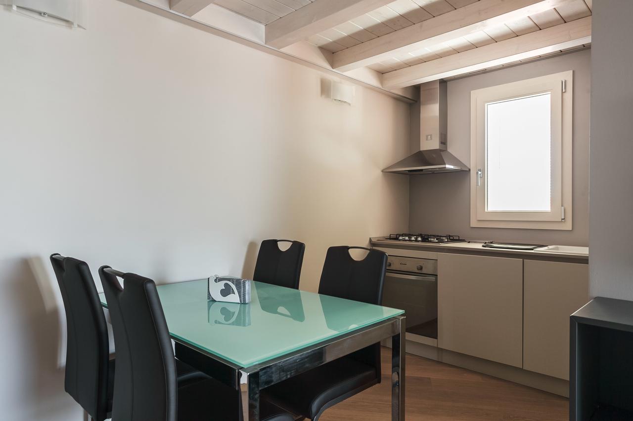 Sant'Orsola Suites Apartments 볼로냐 외부 사진
